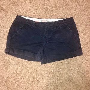 Old navy size 6 women’s navy shorts